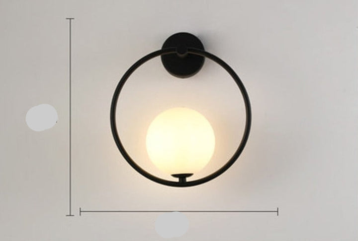 Nowoczesna lampa ścienna LED, skandynawska, czarna, do stylowego salonu i sypialni.