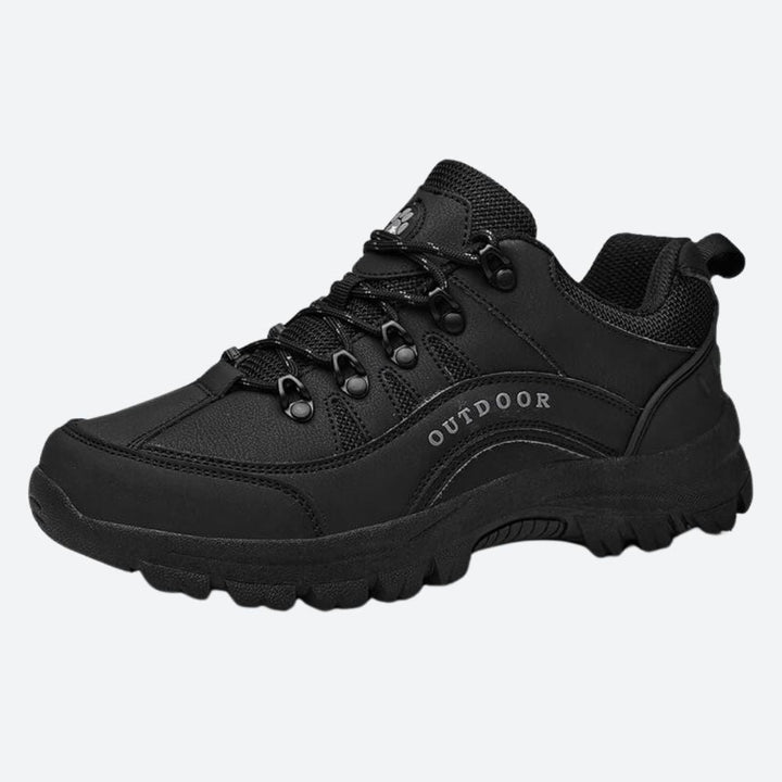 Wygodne męskie buty trekkingowe na wiosnę i lato, doskonałe na górskie szlaki i codzienne wycieczki.