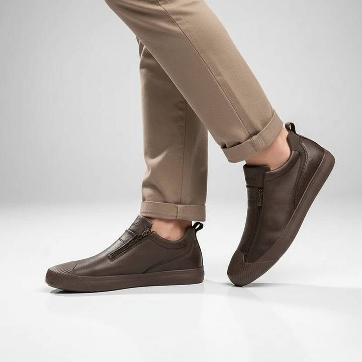 Detale zamka błyskawicznego na męskich loafersach. Eleganckie, wsuwane buty, idealne do stylizacji casualowych.