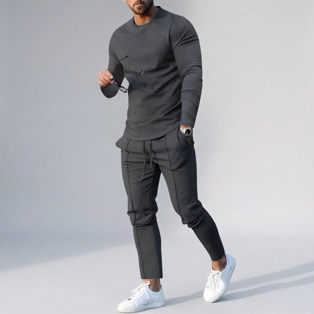Męski zestaw dresowy jogger Cody. Wysokiej jakości bluza i spodnie dresowe slim fit dla komfortu.