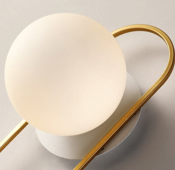 Nowoczesna lampa LED ścienna, złota, skandynawska, dekoracyjne oświetlenie do domu.
