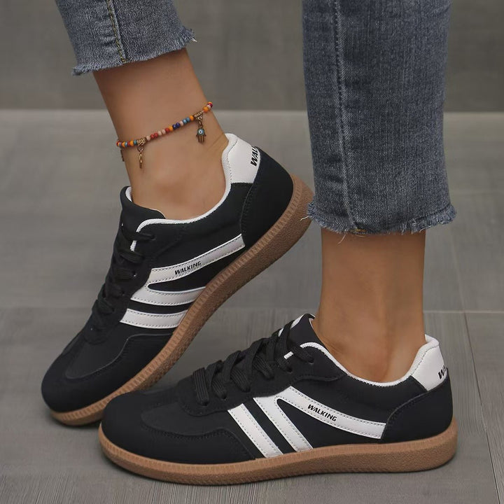 Damskie sneakersy sportowe ortopedyczne, na szeroką stopę, zapewniające wsparcie podczas aktywnego trybu życia.