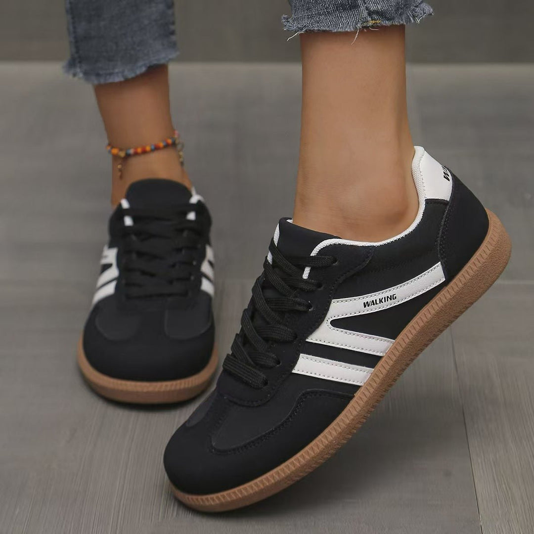 Sznurowane ortopedyczne sneakersy damskie, gwarantujące idealne dopasowanie i komfort dla szerokich stóp.