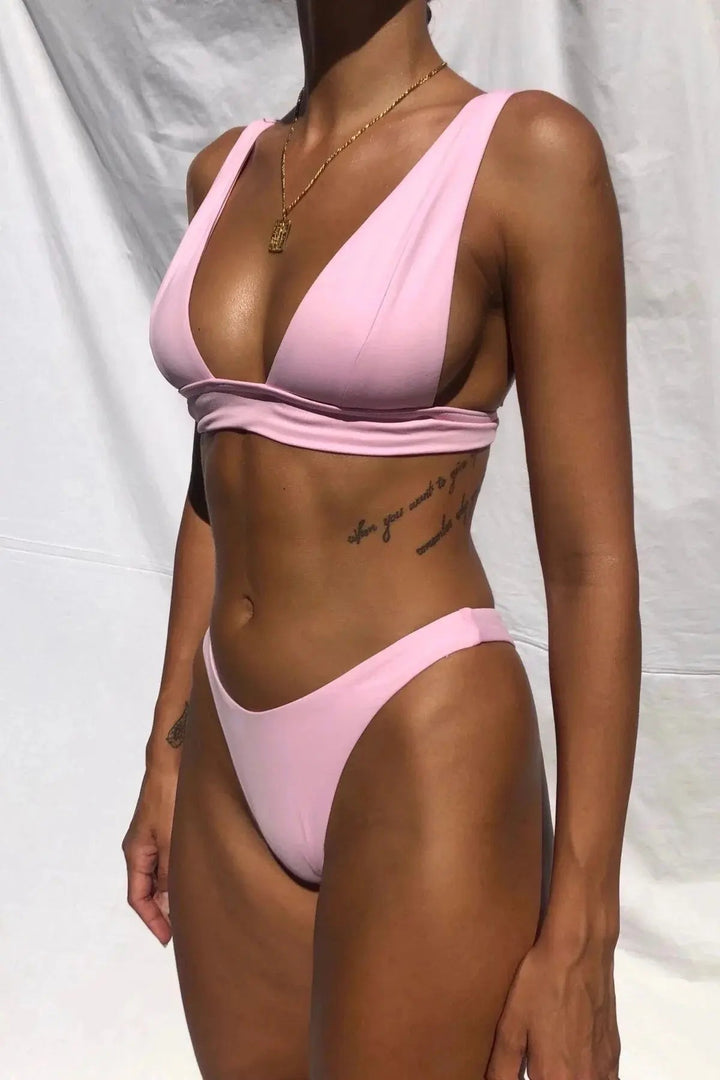 Góra bikini push-up Lina, z wiązaniem, idealnie podkreśla biust.