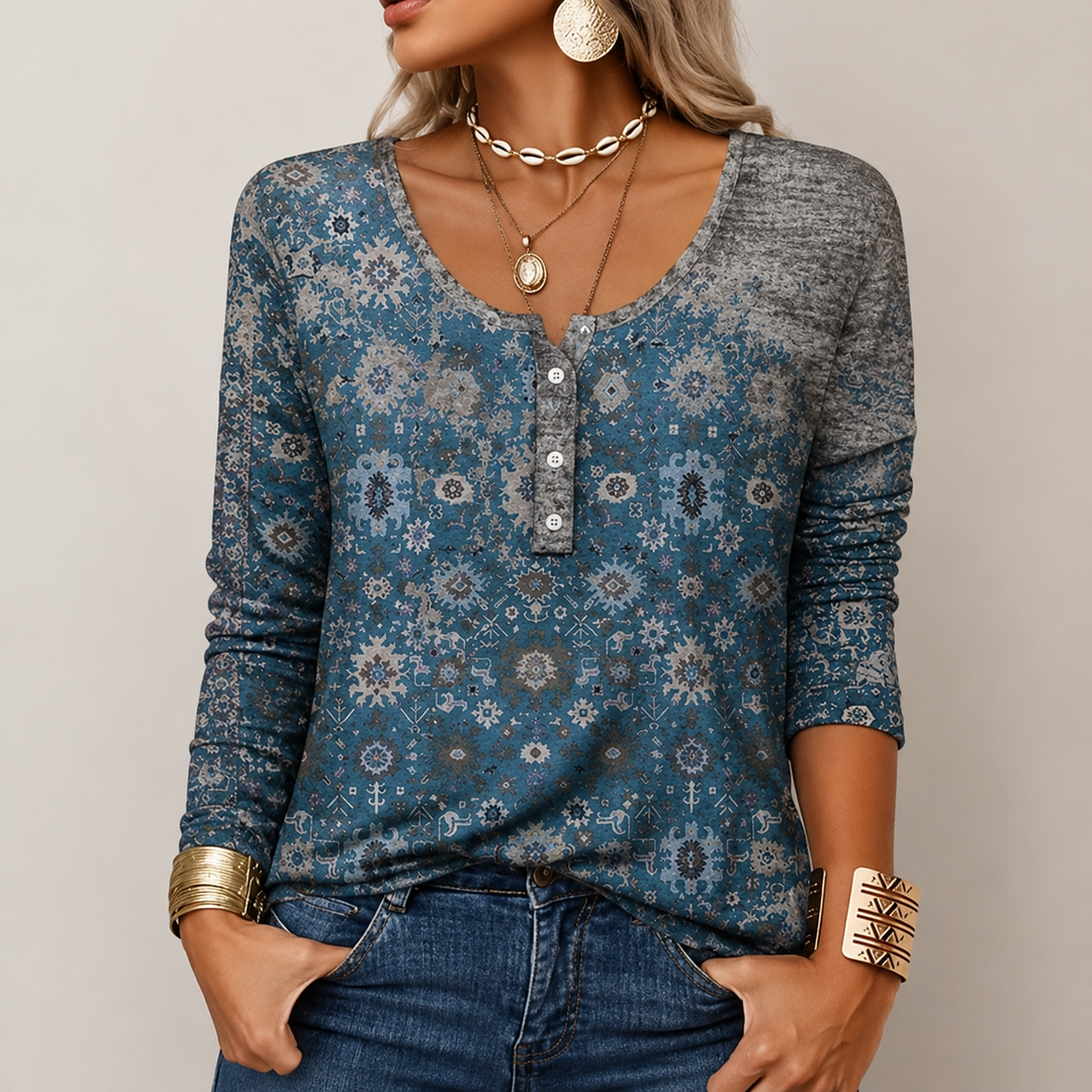 Elegancki damski sweter z unikalnym azteckim wzorem. Idealny na casualowe i boho stylizacje jesienią.