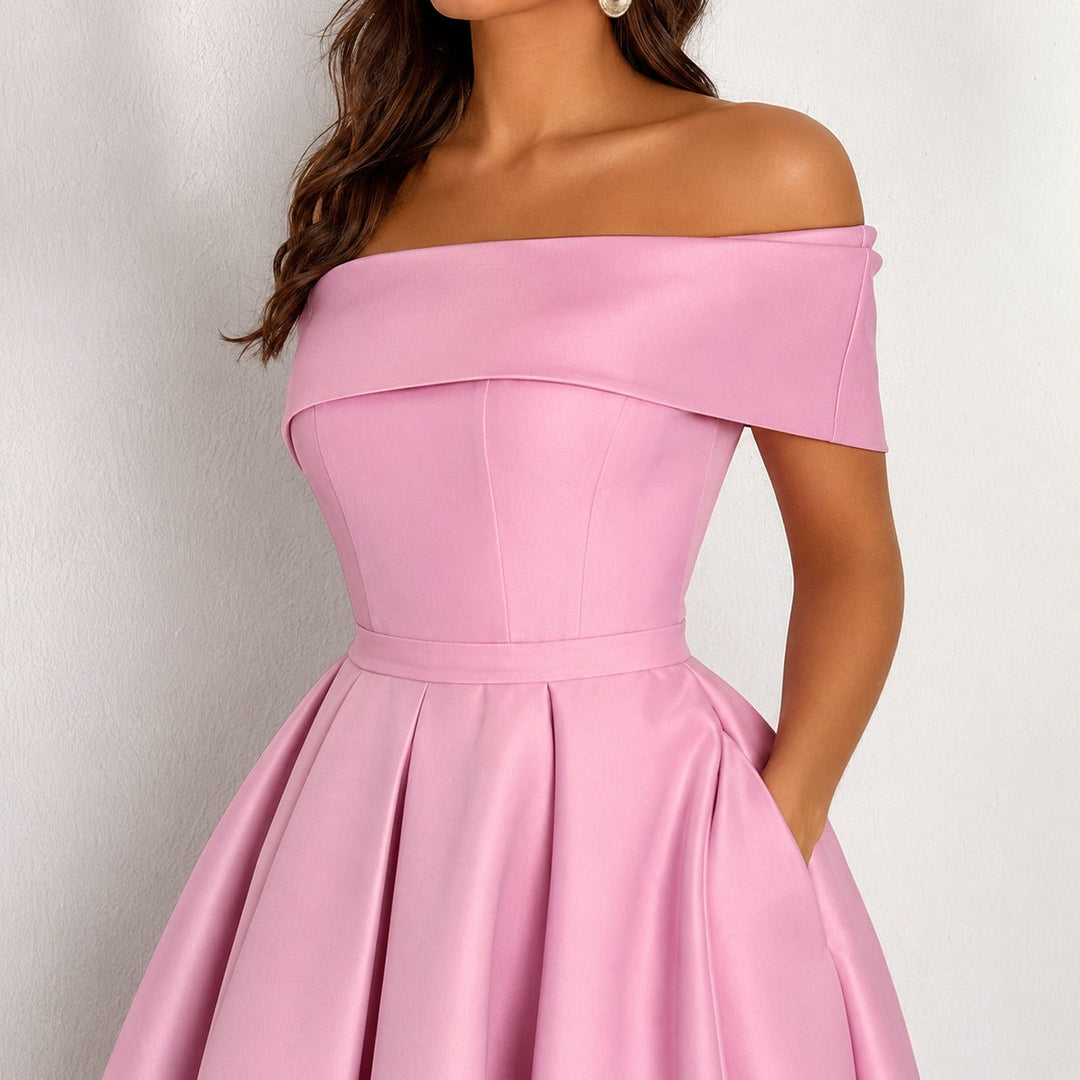 Modna sukienka wieczorowa midi z odkrytymi ramionami, must-have na eleganckie okazje.