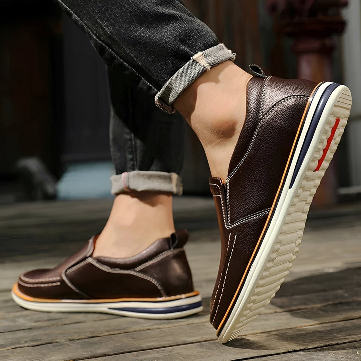 Stylowe męskie buty casualowe, eleganckie i komfortowe. Obuwie męskie do mody miejskiej.