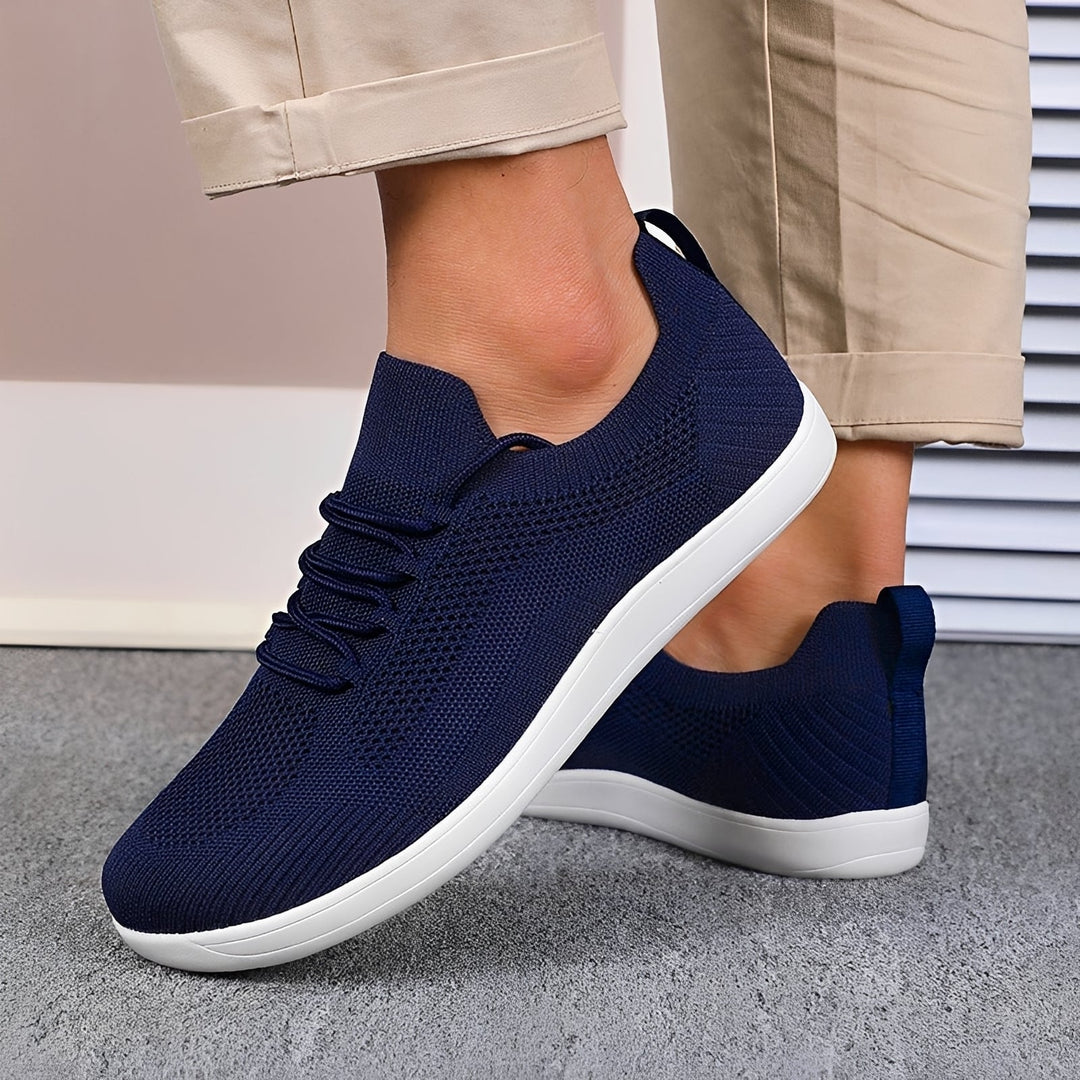 Wygodne damskie obuwie casualowe, przewiewne sneakersy na co dzień, do pracy czy na letnie wyjścia.