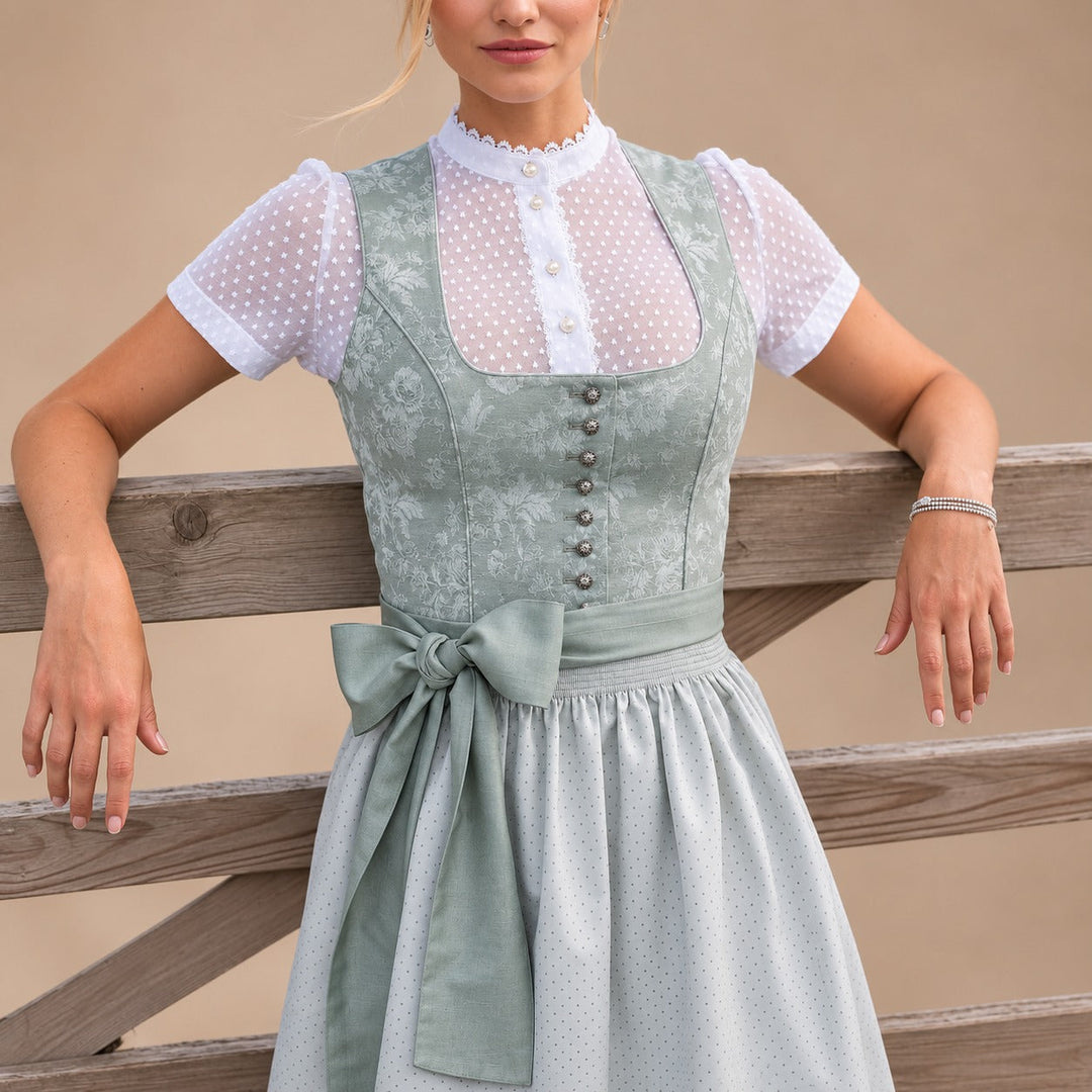 Klasyczna sukienka Dirndl na Oktoberfest z ozdobną kokardą. Tradycyjny strój bawarski, sukienka midi damska.