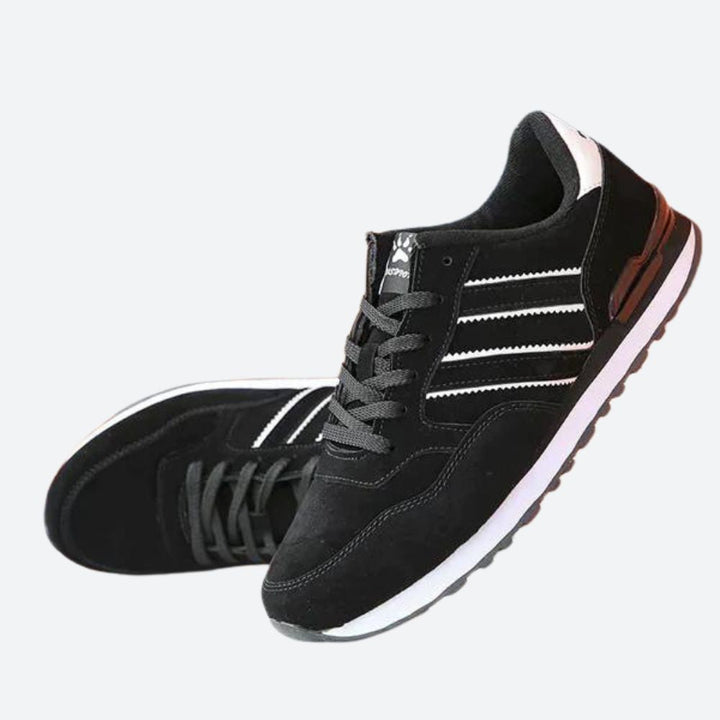 Komfortowe męskie sneakersy sznurowane, sportowe buty na co dzień, idealne na wiosenne i letnie stylizacje.