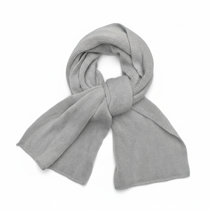 Modny szalik WarmWrap wykonany z czystego kaszmiru, uniseks, gwarantuje komfort i ciepło w zimie.