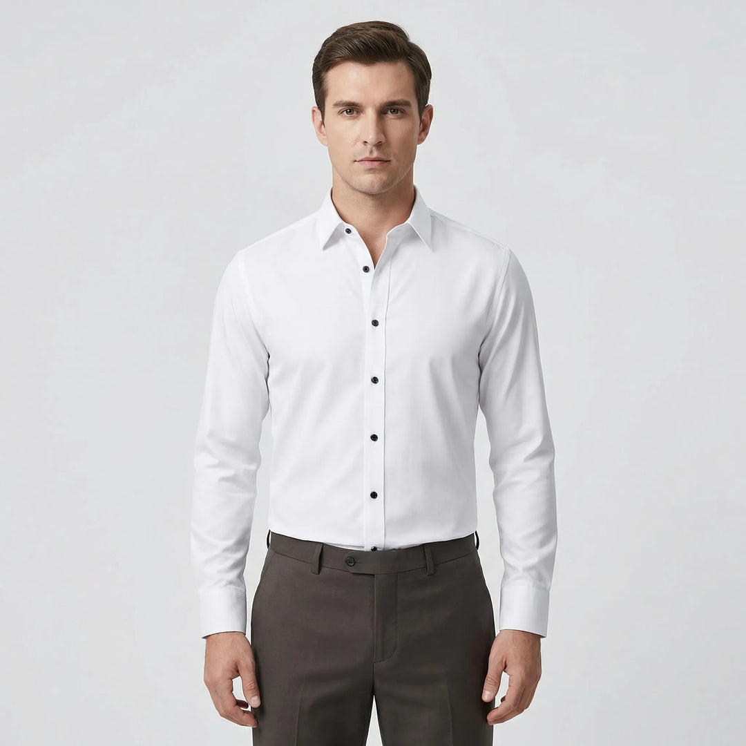 Elegancka męska koszula slim fit Travis, komfortowa i modna, niegniotąca, na każdą okazję.