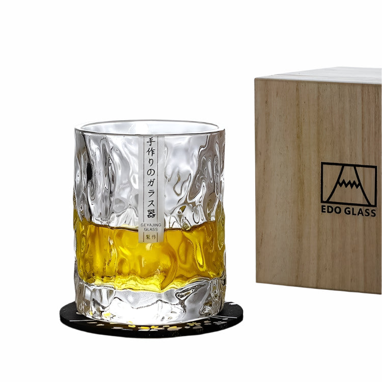 Kryształowa szklanka do whisky Edo Kiriko, ręcznie cięte szkło z Japonii, luksusowy design.