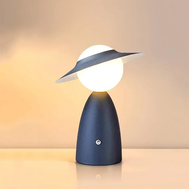 Minimalistyczna lampa stołowa LED, bezprzewodowa, dotykowa. Niezbędne oświetlenie na biurko.