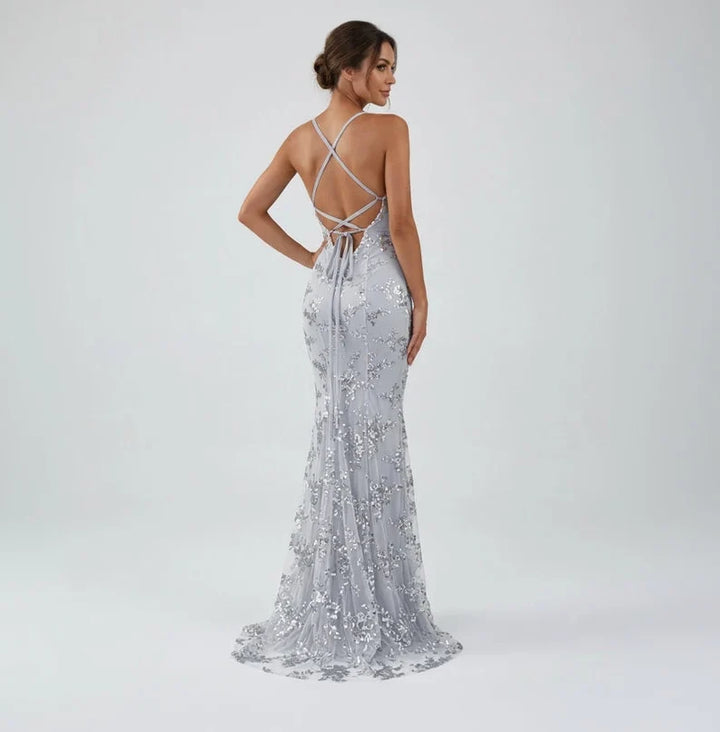 Formalna damska sukienka syrena maxi, elegancka kreacja z odkrytymi plecami. Idealna na imprezę lub galę.