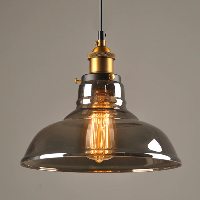 Lampa wisząca Art Déco, bursztynowo-szare szkło. Centralny punkt dekoracji wnętrza, vintage styl oświetlenia.