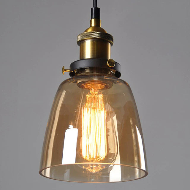 Szaro-bursztynowa lampa wisząca Art Déco. Szklane klosze, metalowa konstrukcja. Oświetlenie dekoracyjne wnętrz.