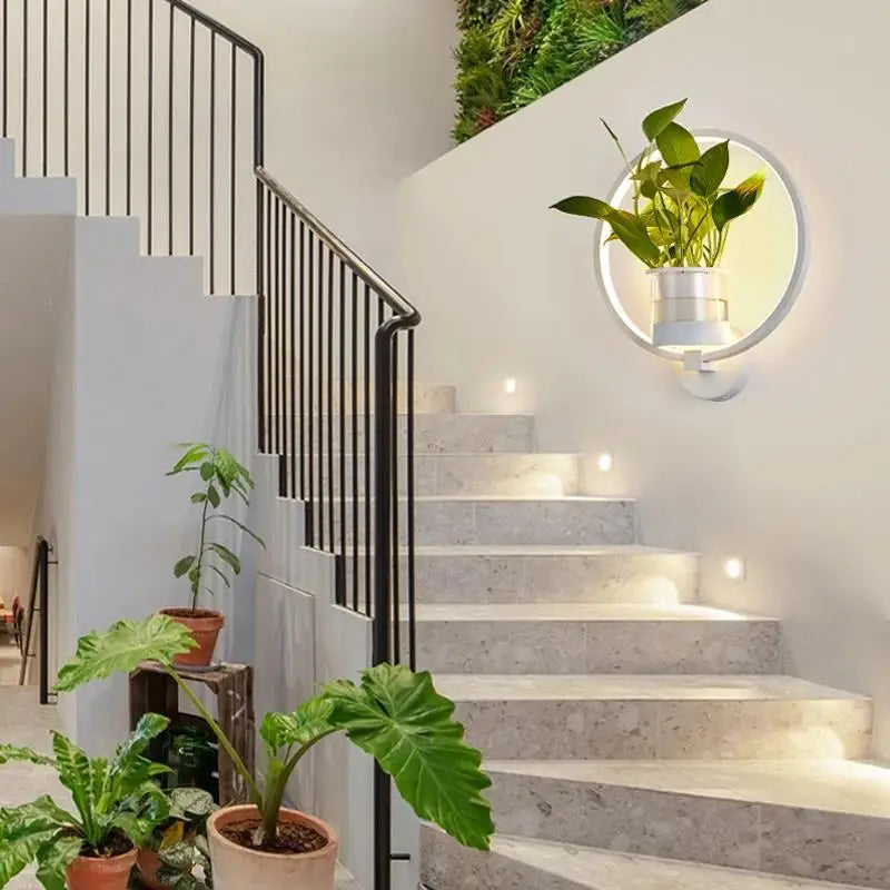Designerska lampa ścienna LED, elegancki minimalistyczny styl do nowoczesnych wnętrz. Dekoracja domu.