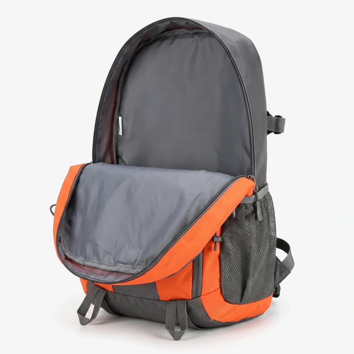 Praktyczny plecak outdoor unisex, lekki i wytrzymały, do aktywności na świeżym powietrzu.