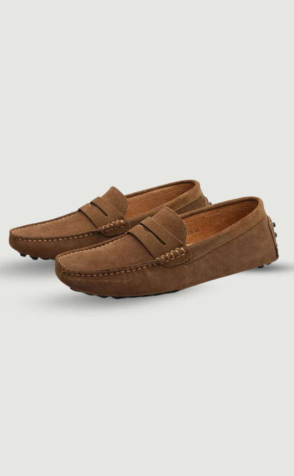 Męskie mokasyny wsuwane, eleganckie i komfortowe, idealne do stylu casual i formalnego.