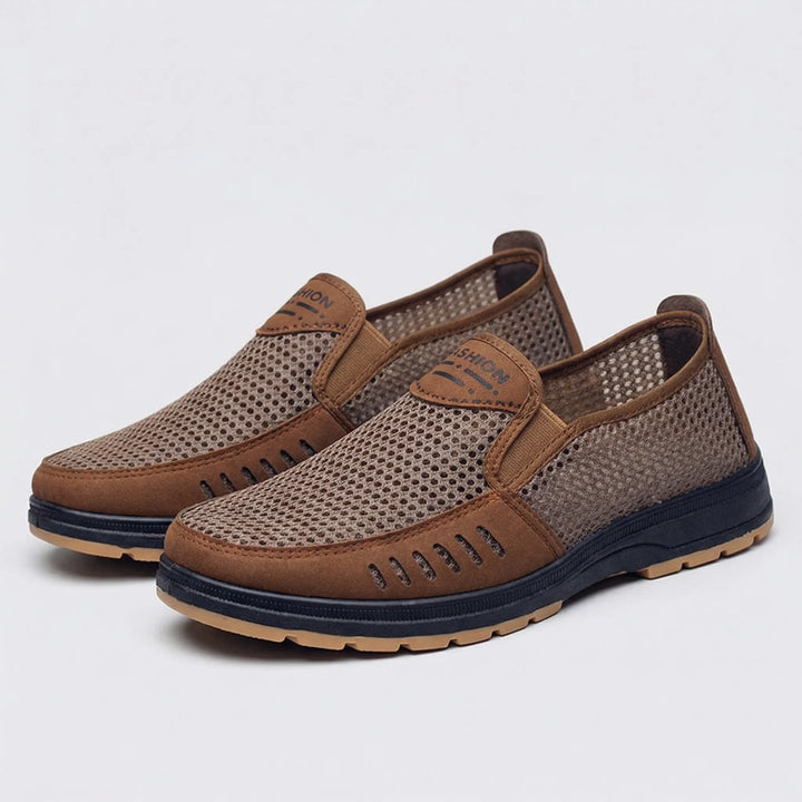 Casualowe buty męskie Archie wsuwane, lekkie i niezwykle komfortowe. Idealne do letnich stylizacji, wygodne i oddychające.
