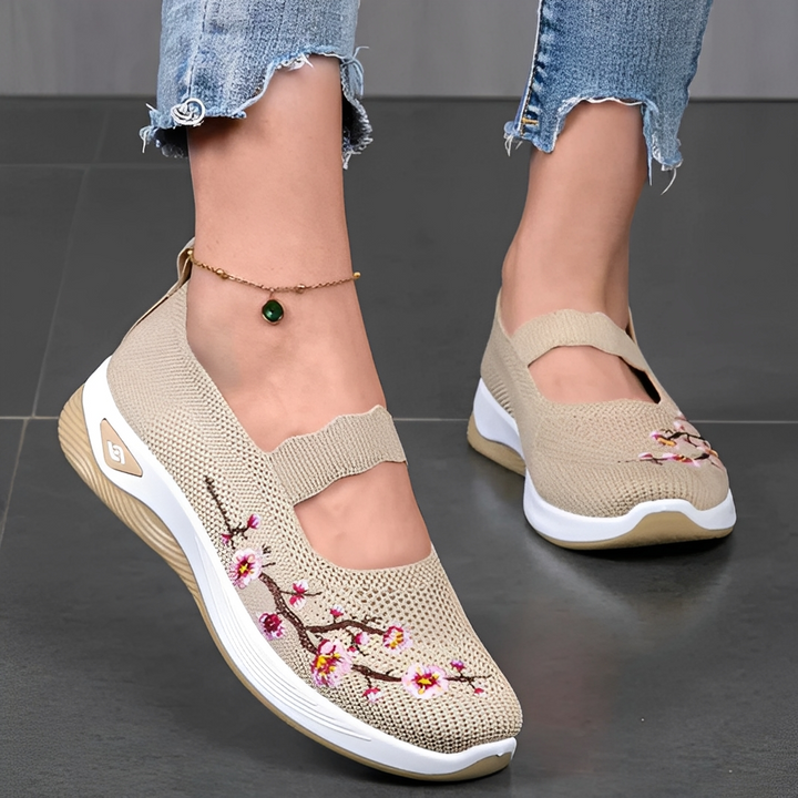 Lekkie, przewiewne buty damskie zapewniające codzienny komfort. Stylowe obuwie casual na lato i wiosnę.