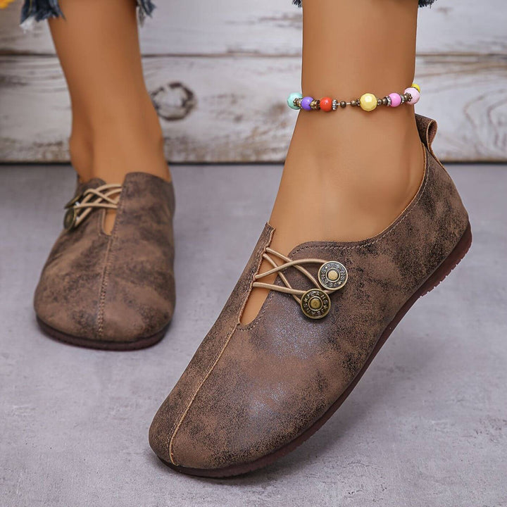 Eleganckie damskie buty na co dzień. Komfortowe loafersy, które dopełnią każdą letnią, modną stylizację.