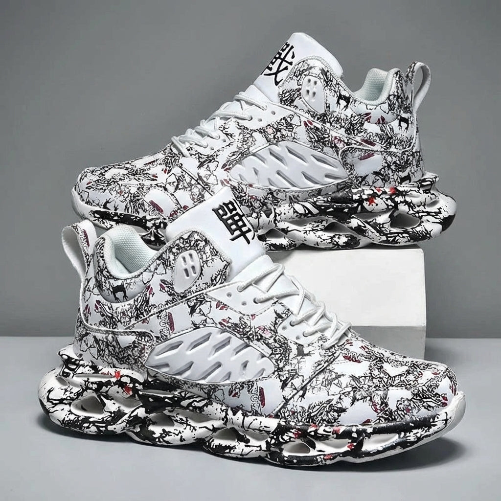 Tylny widok wysokich sneakersów męskich Franklin, prezentujący sportowy design i dbałość o detale.