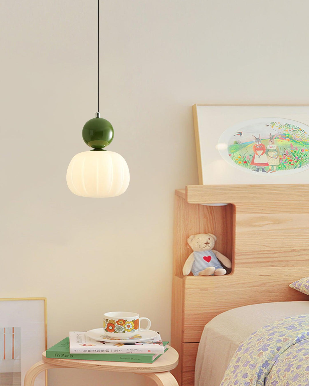 Wisząca lampa kula, skandynawska, minimalistyczna, akrylowo-metalowa. Idealna nad stół w jadalni.