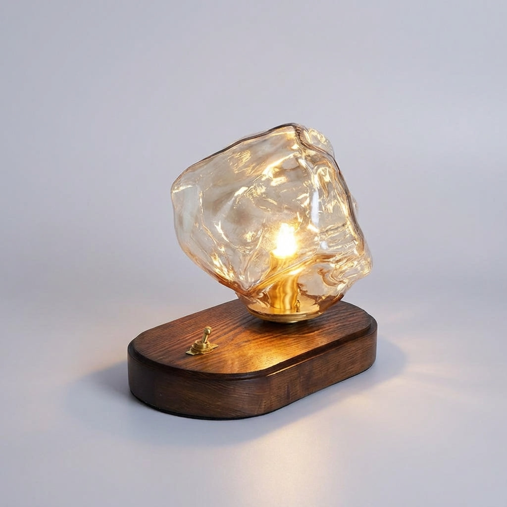Bezprzewodowa lampa stołowa w naturalnym stylu. Ciepłe światło, czujnik ruchu. Idealna do biurka lub salonu.