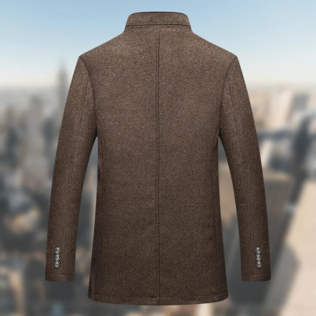 Męski elegancki płaszcz z podszewką, idealny na chłodne dni. Stylowy płaszcz zimowy/przejściowy, modna odzież.