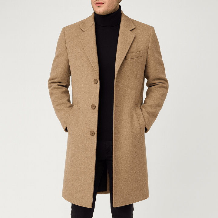 Elegancki męski płaszcz zimowy, idealny na chłodne dni. Modny krój, ciepły i stylowy do garnituru lub casual.