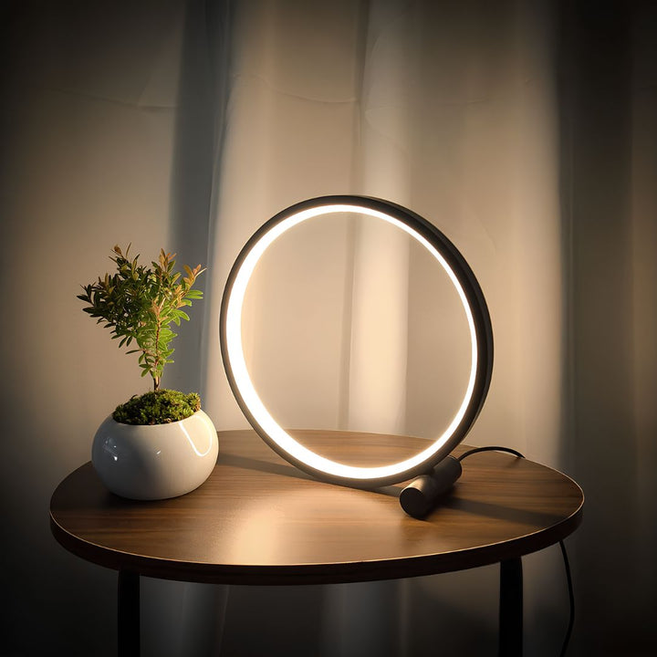 Nowoczesna lampa stołowa LED, minimalistyczna dekoracja. Okrągła, z aluminium, z funkcją ściemniania.