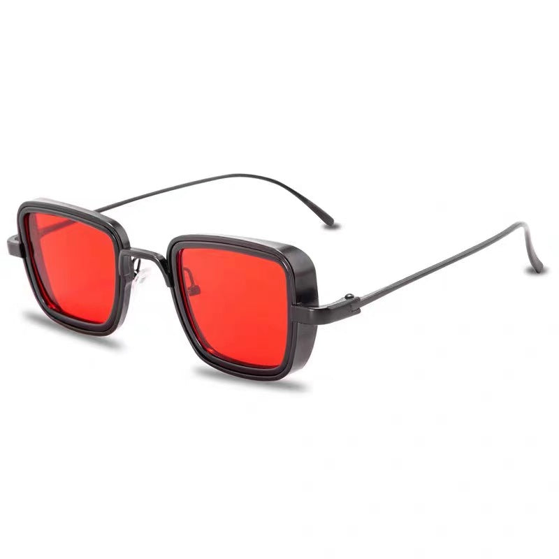Eleganckie męskie okulary przeciwsłoneczne z kwadratową, pełną oprawką. Idealne okulary na lato dla każdego mężczyzny.