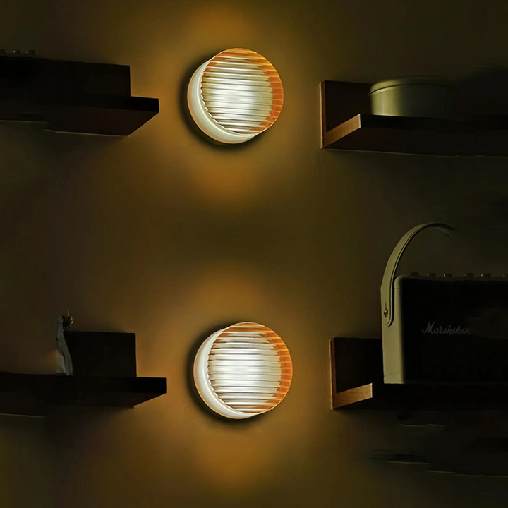 Designerskie oświetlenie LED 3w1. Kinkiet ścienny do nowoczesnego wnętrza lub jako dekoracja ogrodu.