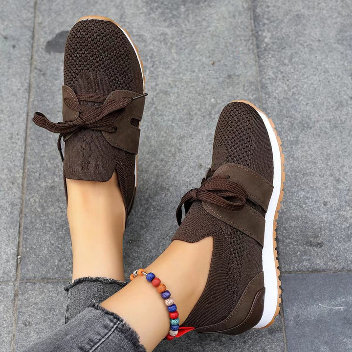 Uniwersalne damskie sneakersy, lekkie i wygodne. Idealne do miasta i aktywności na co dzień.