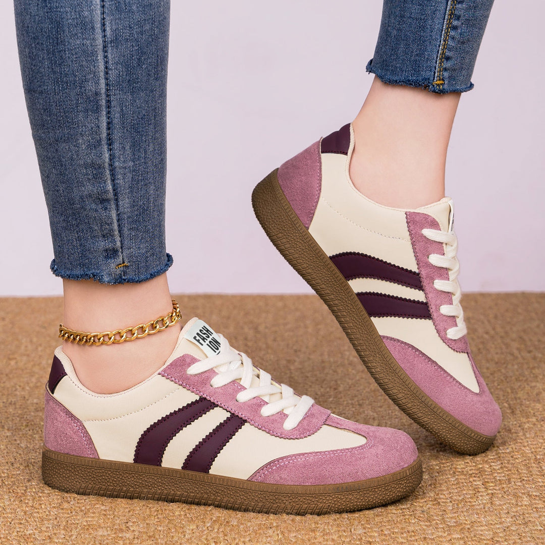 Modne męskie sneakersy retro w miejskim stylu. Kolorowe, casualowe obuwie z profilowaną podeszwą.