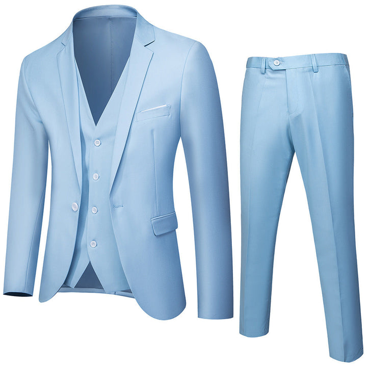 Męski elegancki garnitur trzyczęściowy slim fit. Idealny na ślub, biznes, formalne okazje.