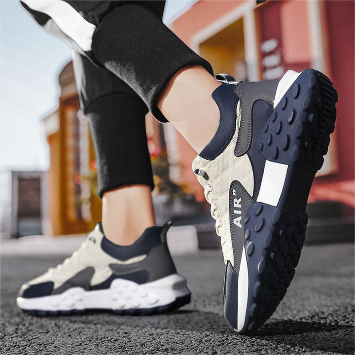 Komfortowe męskie sneakersy ortopedyczne Adrian. Idealne do casualowych stylizacji i długich spacerów.