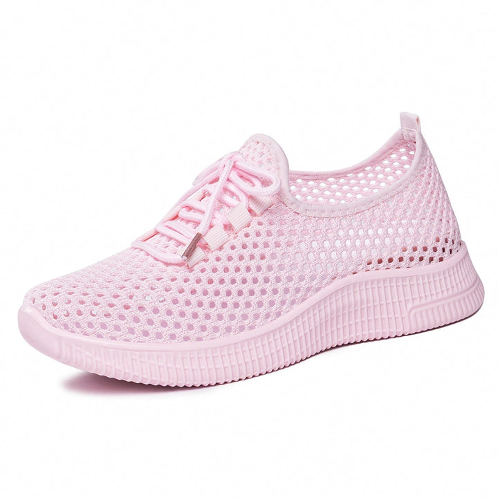 Damskie sneakersy slip-on. Komfortowe, zapewniają stopom lekkość i wentylację. Szybkie zakładanie.