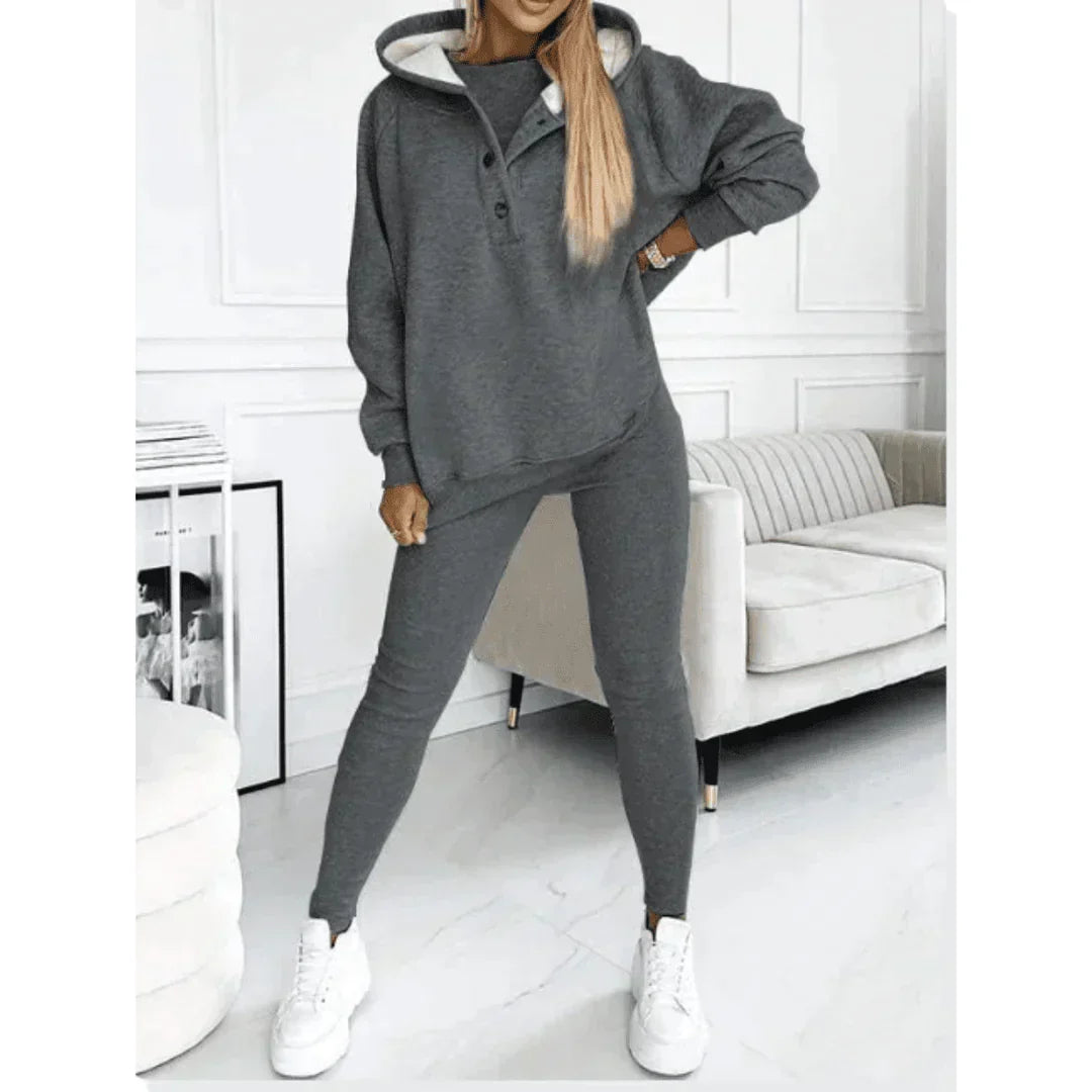 Damski komplet dresowy 3w1. Komfortowy, elegancki dres z bawełny, idealny na co dzień i jako stylowy loungewear.
