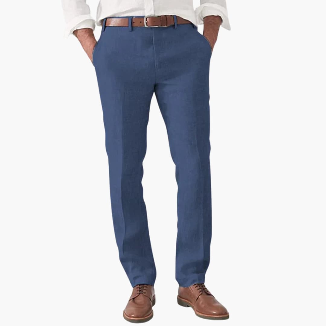 Uniwersalne męskie spodnie z prostą nogawką, styl smart casual. Świetne do biura i na spotkania. Modne.