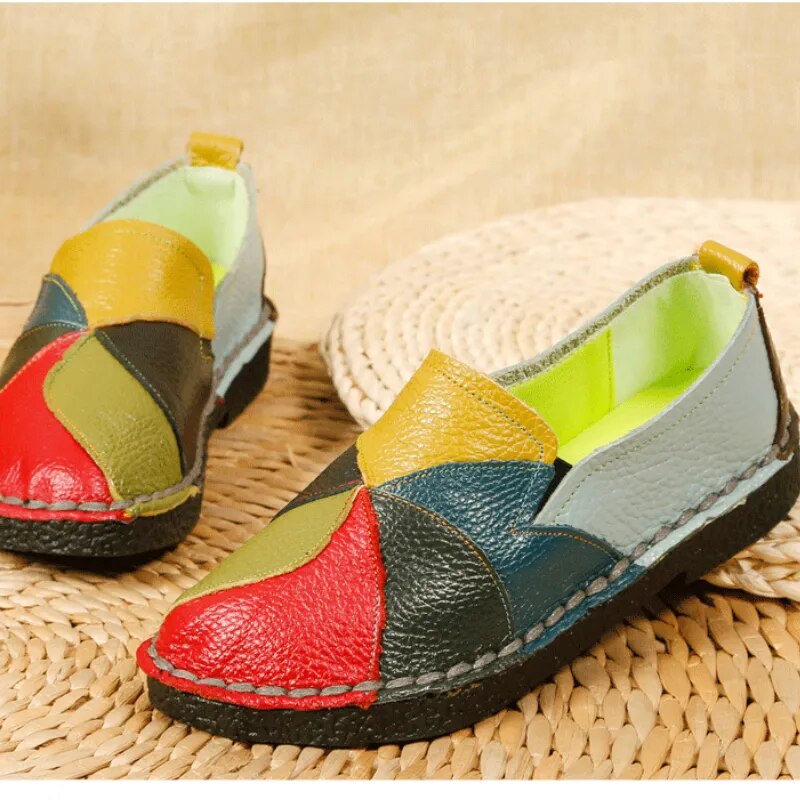 Damskie buty Cecilia: patchworkowe mokasyny wsuwane. Płaskie, eleganckie i komfortowe obuwie damskie.