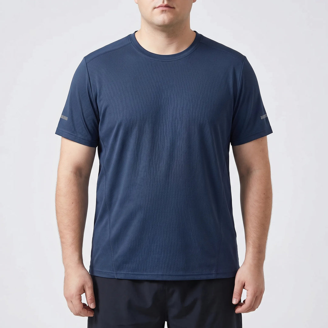 Oddychająca koszulka sportowa męska plus size. Lekka, szybkoschnąca, idealna dla aktywnych mężczyzn.
