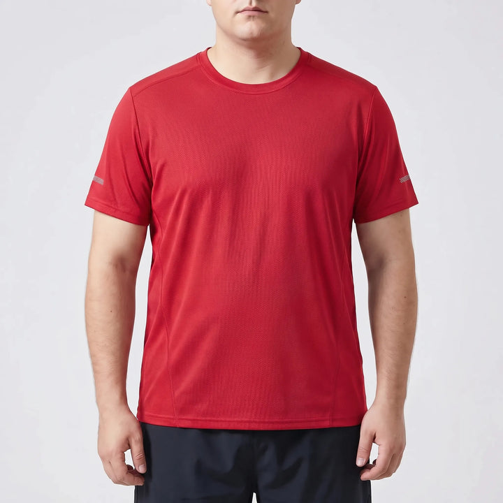 Wygodna koszulka sportowa plus size męska. Szybkoschnąca, krótki rękaw, idealna na upały i trening.