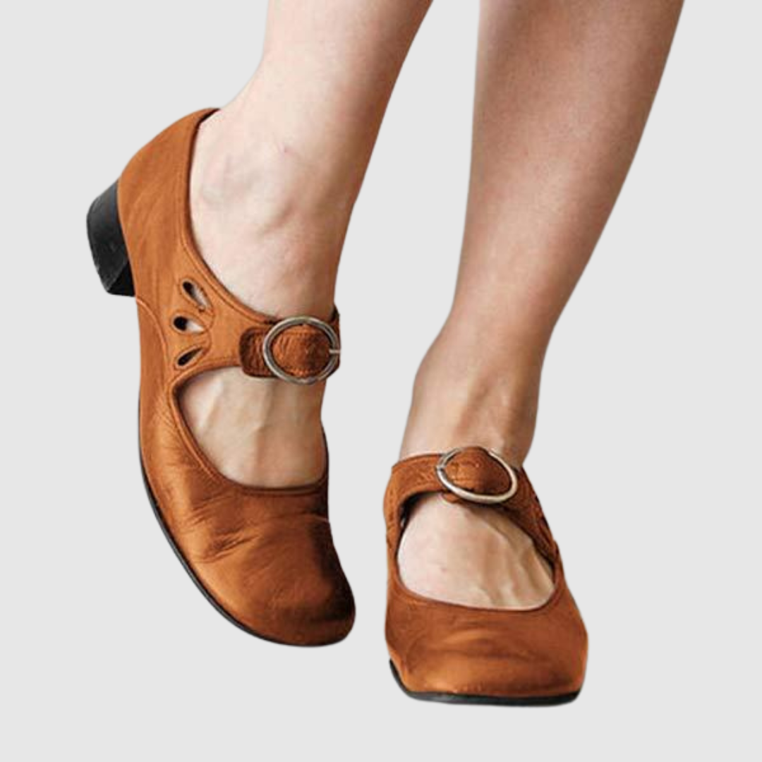 Modne buty Mary Jane dla kobiet, komfortowe obuwie z paskiem, klasyczny styl.