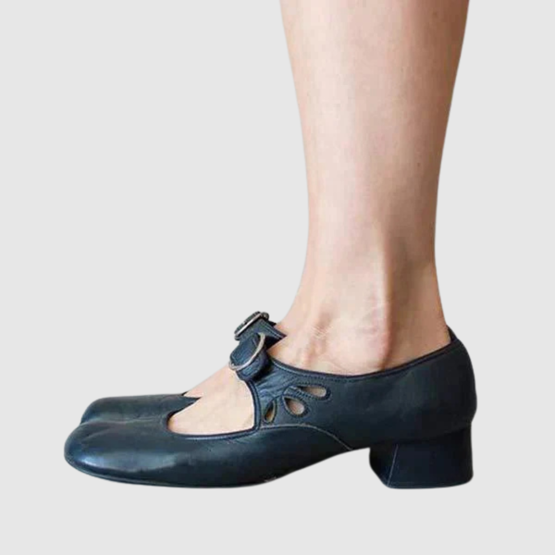 Czarne buty damskie Mary Jane, z paskiem, komfortowe i stylowe obuwie, idealne na co dzień.
