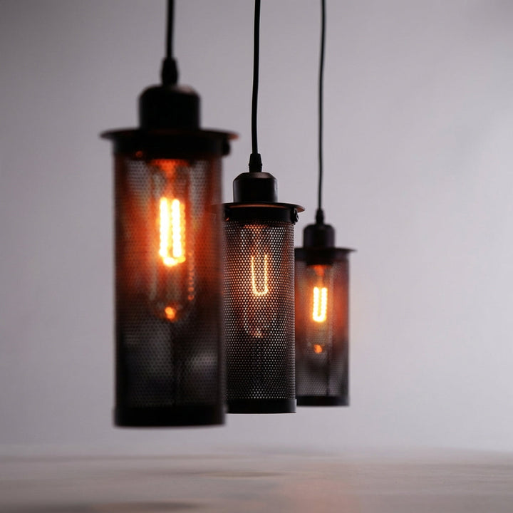 Metalowa lampa wisząca w stylu industrialnym Pendora. Oświetlenie retro do kuchni, jadalni, salonu.