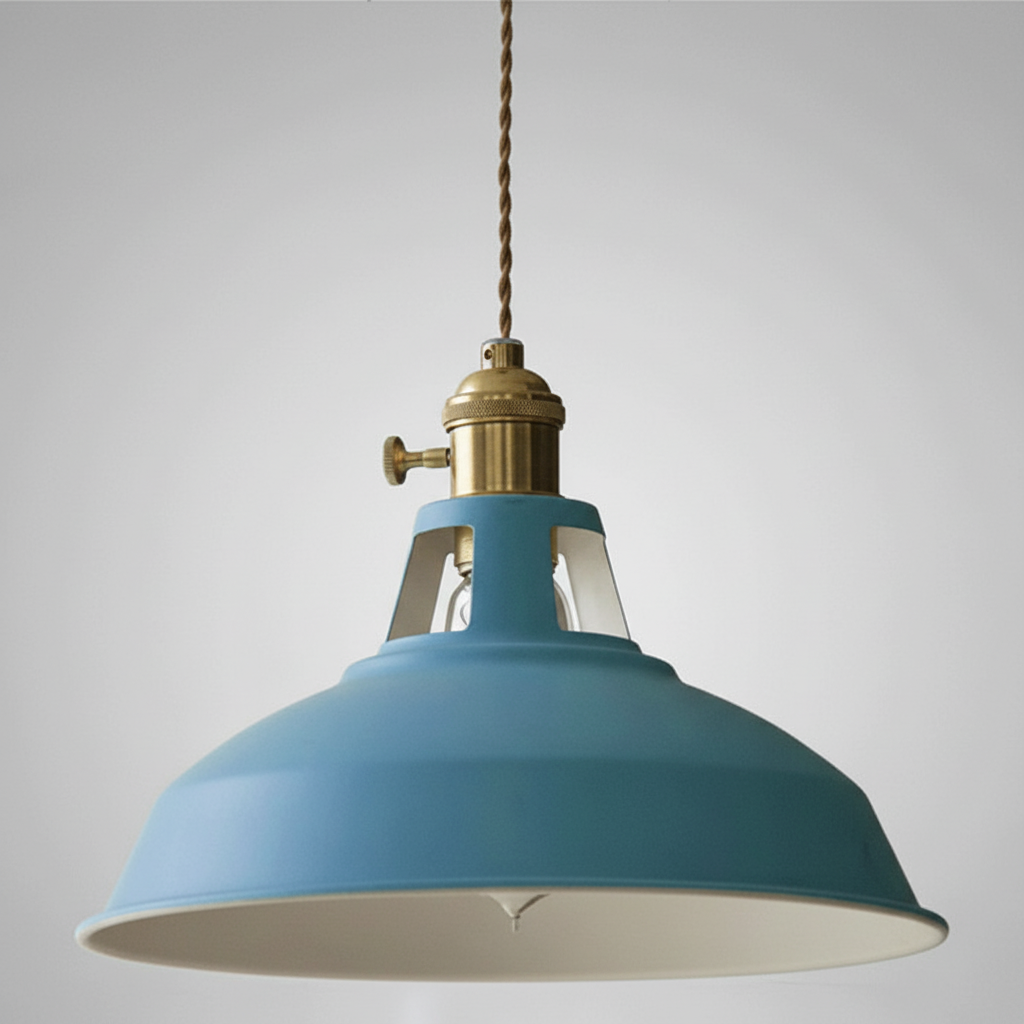 Lampa wisząca retro industrialna do jadalni. Metalowa konstrukcja IronLume, stylowy dodatek do wnętrza.