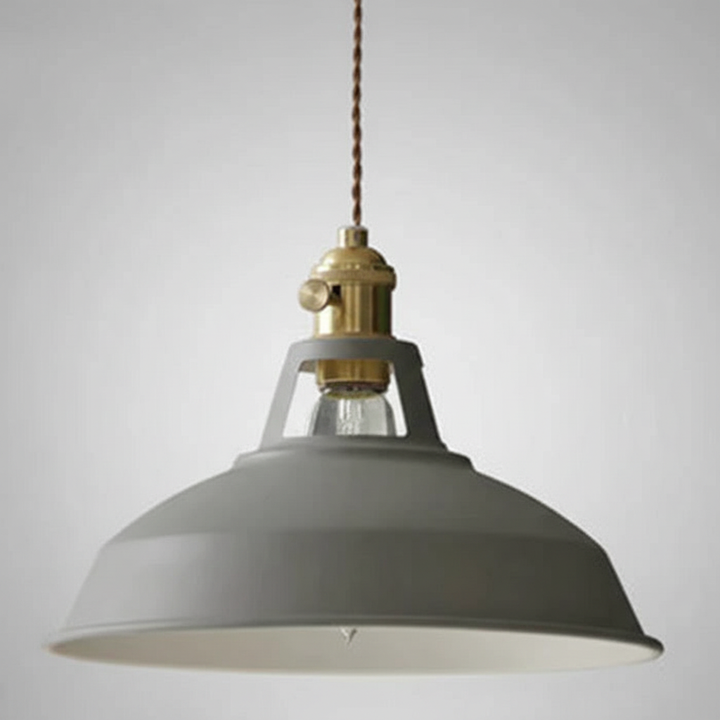 Stylowa lampa wisząca industrialna retro, idealna do jadalni. Designerskie oświetlenie, metalowa konstrukcja.